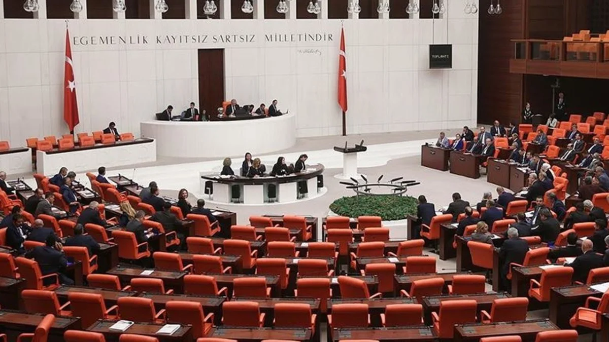 Anneler ve Destek Alanlar Dikkat! Meclisten 24 Haftalık İzin ve Yeni Limitler Belli Oldu - Ekonomi Haberleri