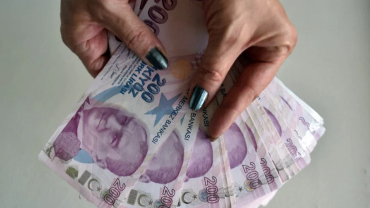 Borç Kredisi Geliyor! 56 Yaş Altına Özel Taksitlendirme Seçeneği Yolda - Ekonomi Haberleri